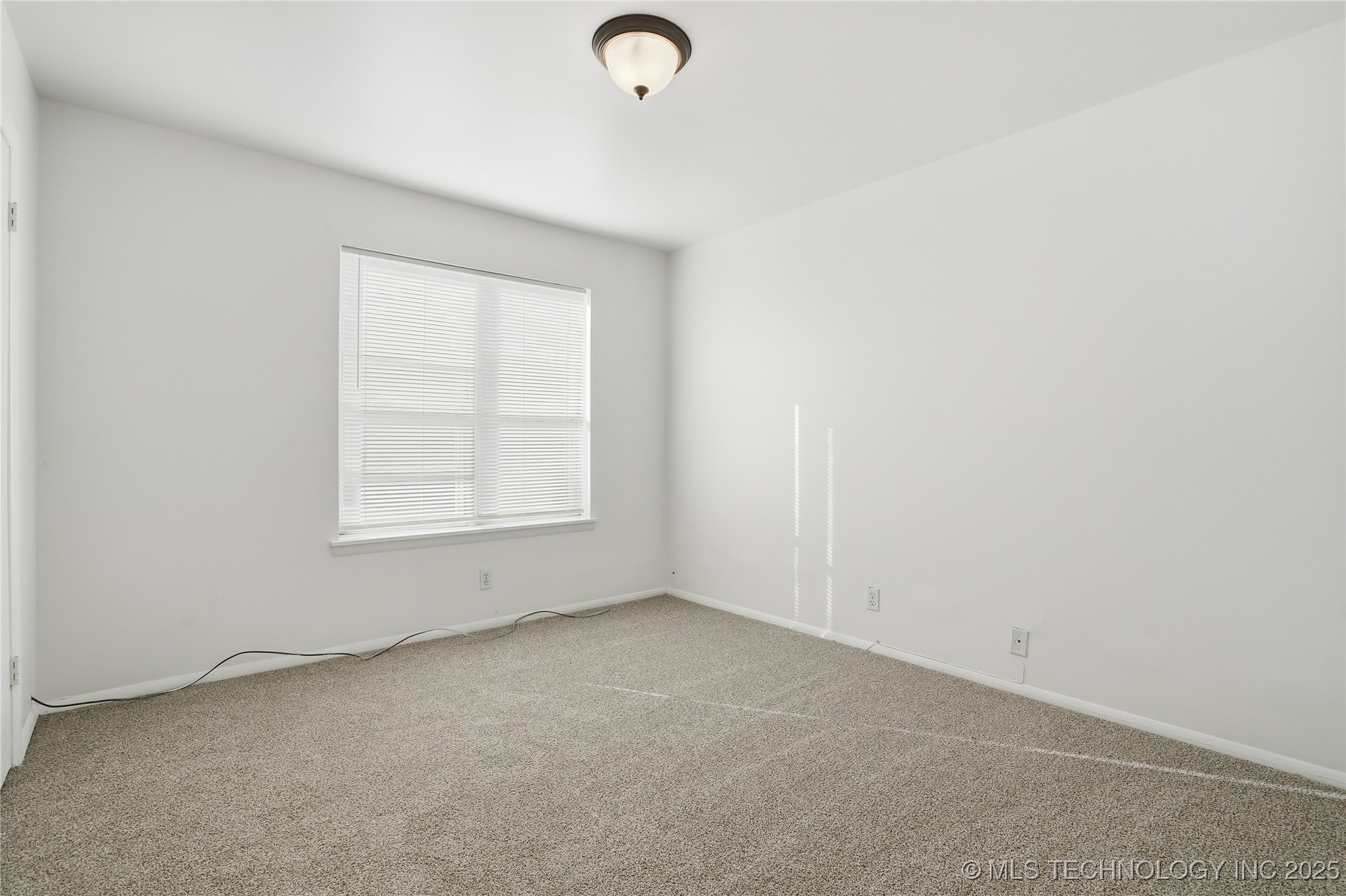 7317 S Yale Avenue 204 Property Photo 18