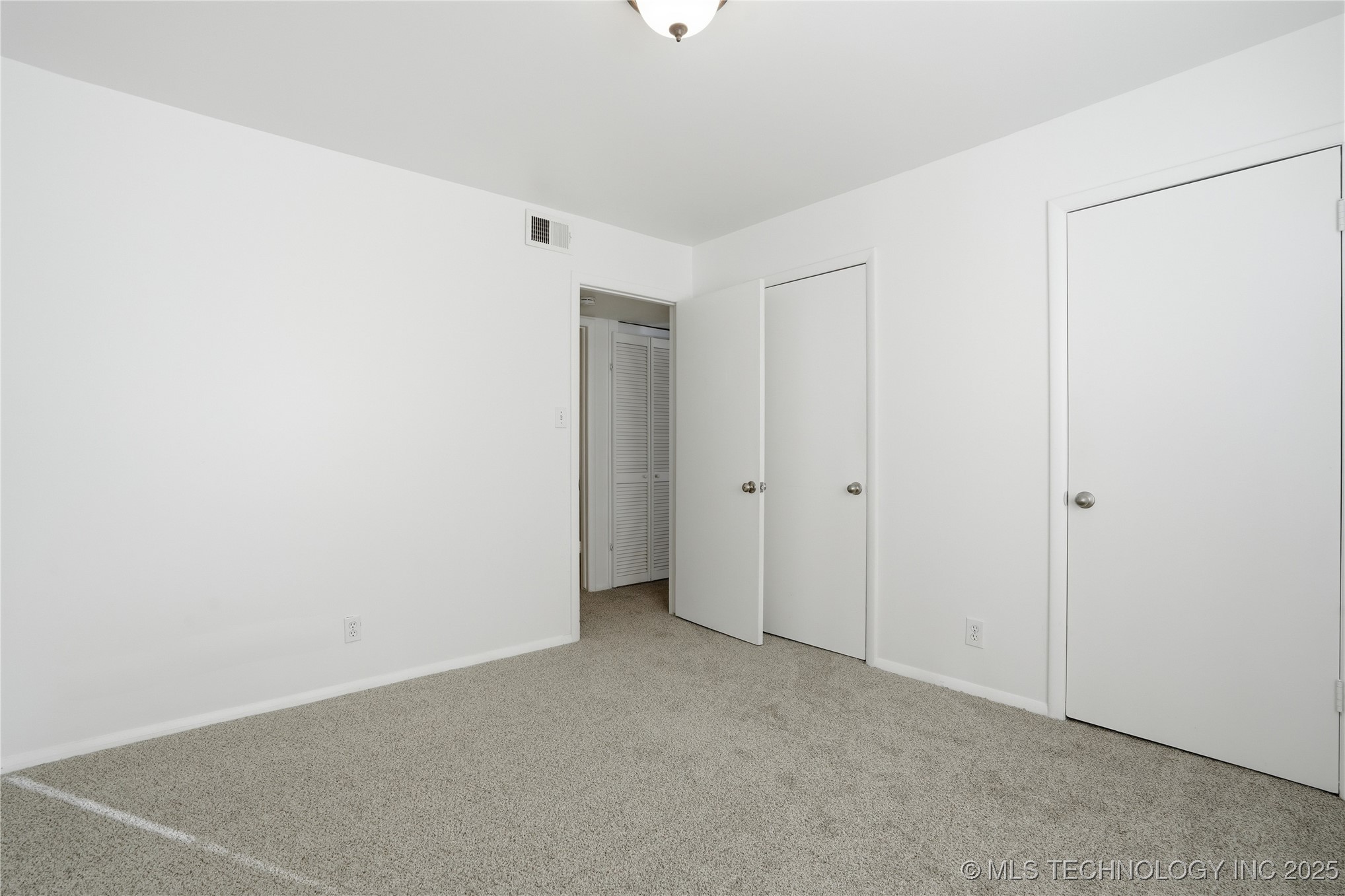 7317 S Yale Avenue 204 Property Photo 19