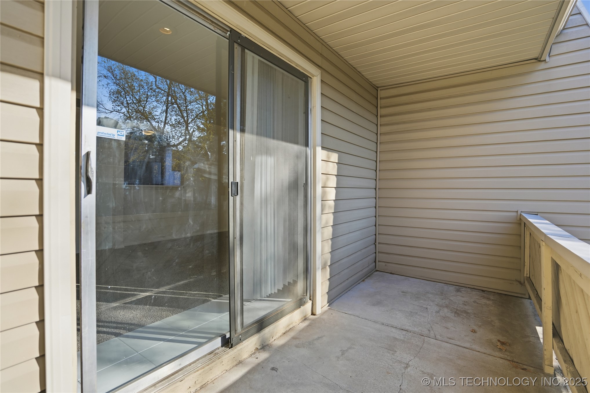 7317 S Yale Avenue 204 Property Photo 27