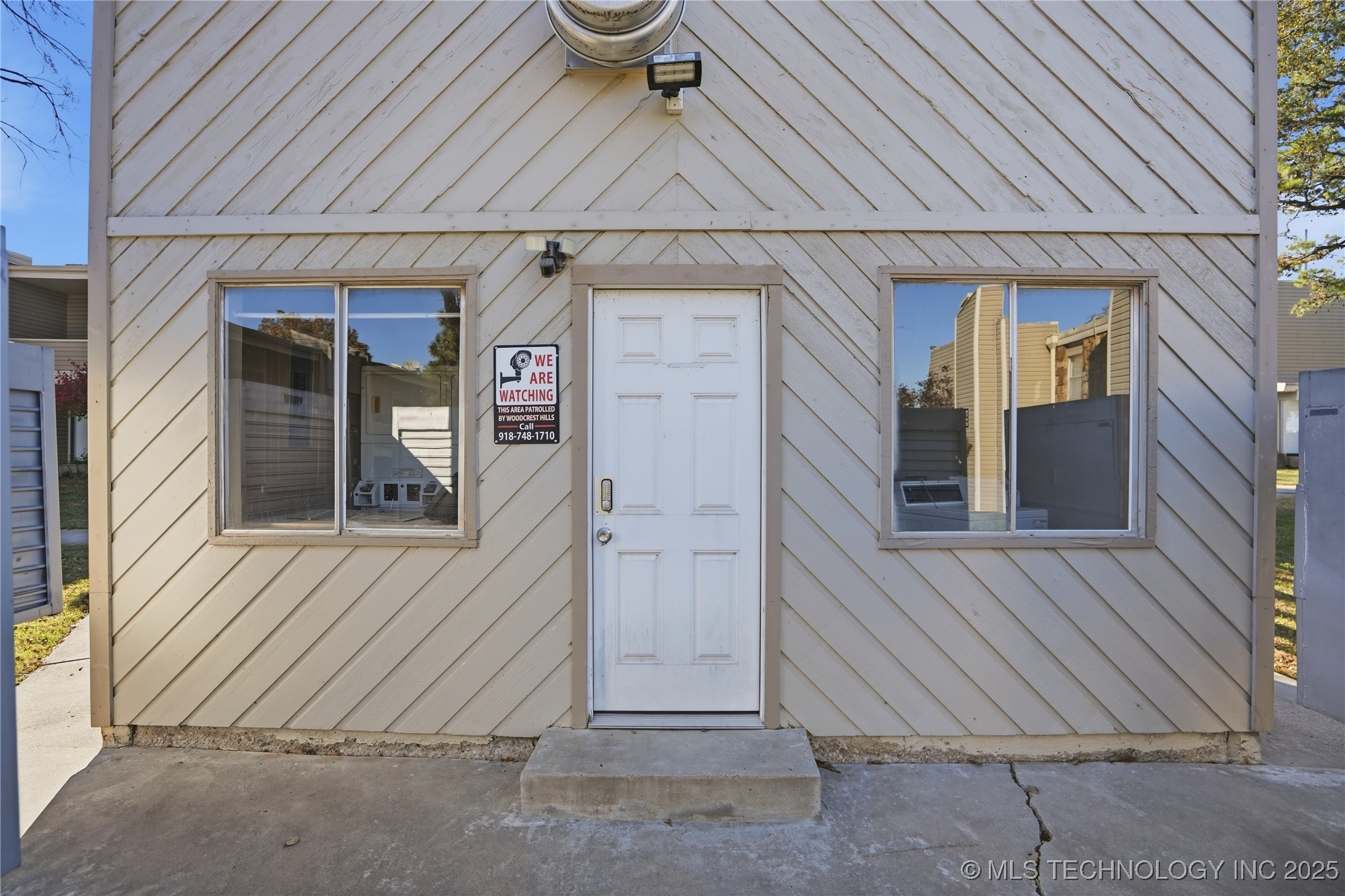 7317 S Yale Avenue 204 Property Photo 35