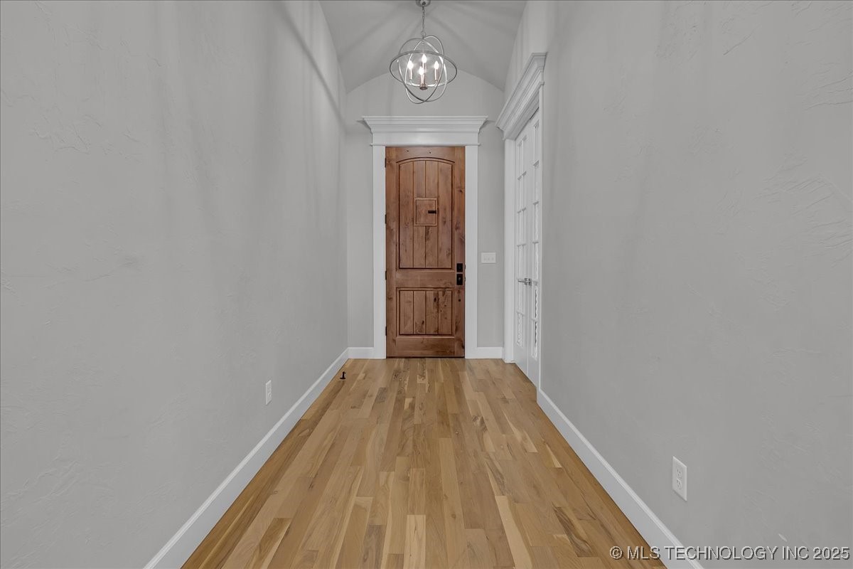 8704 S Quanah Avenue W Property Photo 13