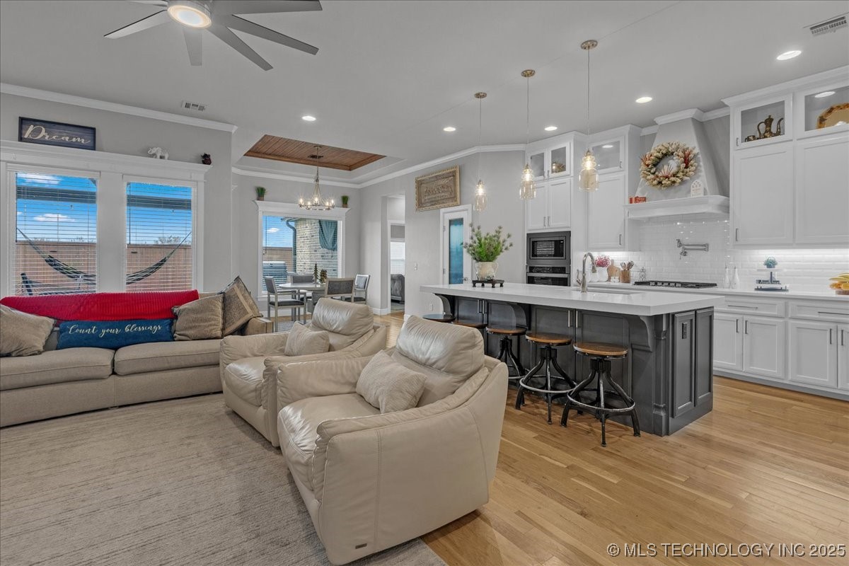 8704 S Quanah Avenue W Property Photo 20