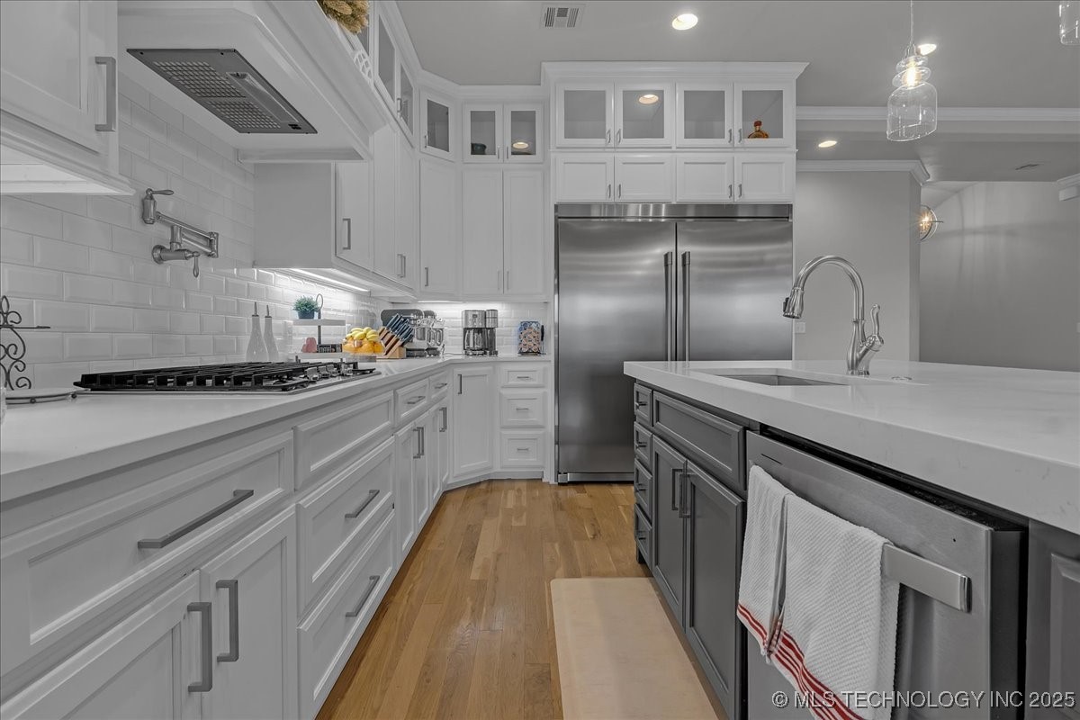 8704 S Quanah Avenue W Property Photo 24