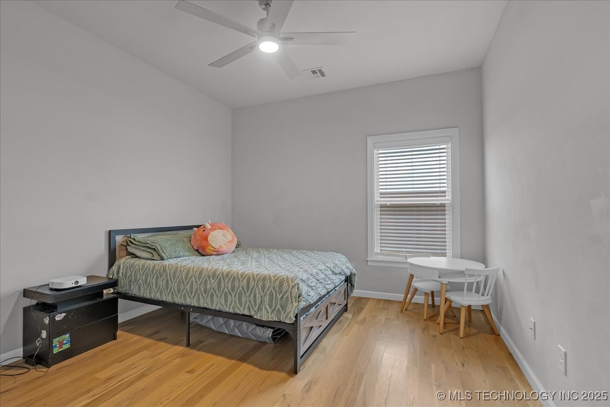 8704 S Quanah Avenue W Property Photo 45