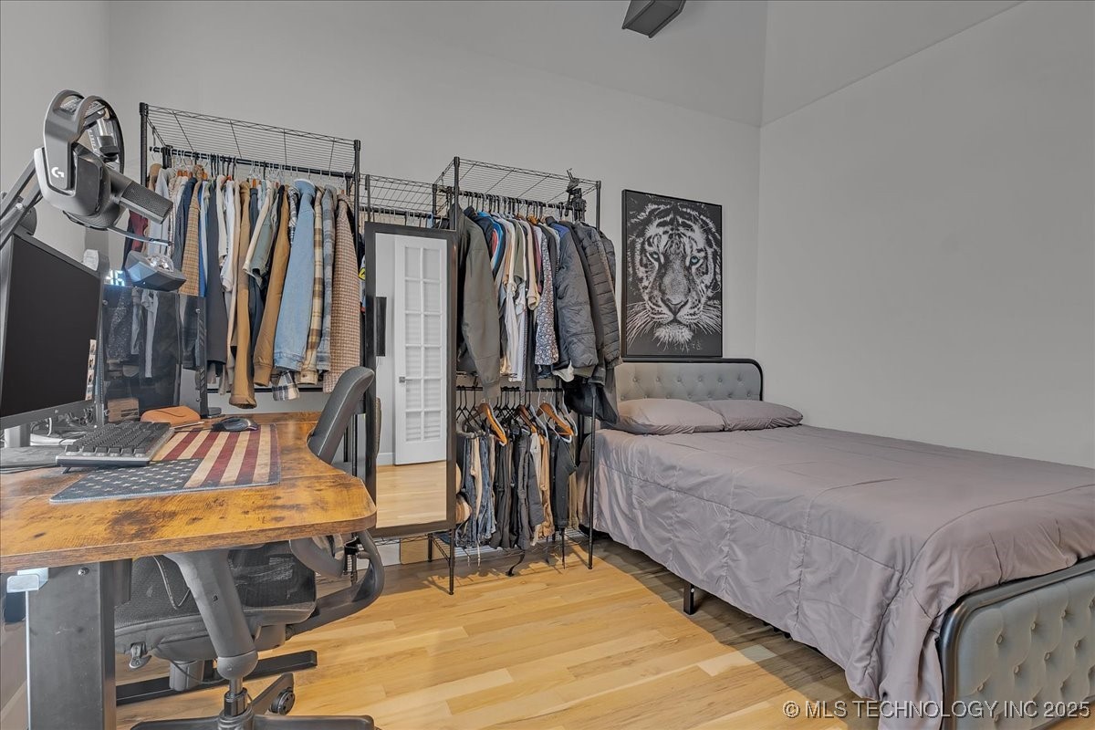 8704 S Quanah Avenue W Property Photo 48