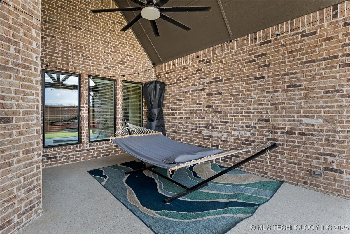 8704 S Quanah Avenue W Property Photo 50