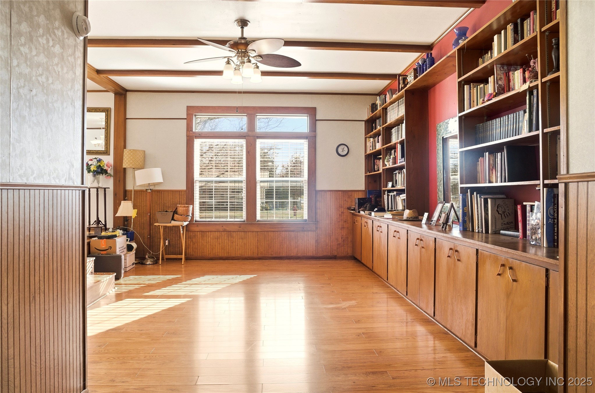 625 W Allison Avenue Property Photo 9