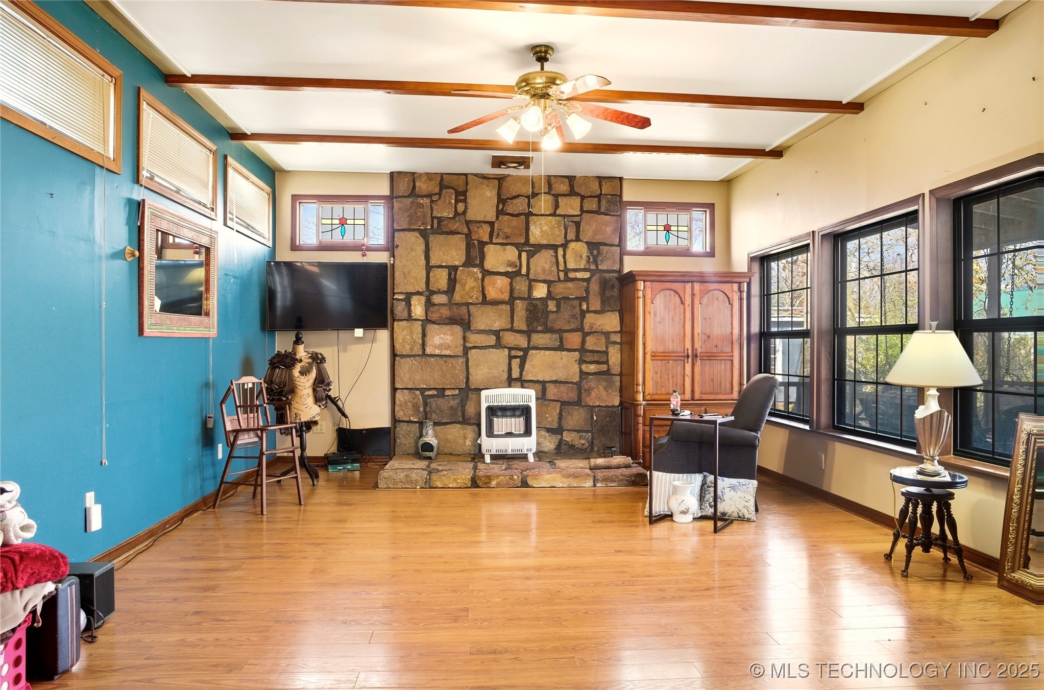 625 W Allison Avenue Property Photo 10