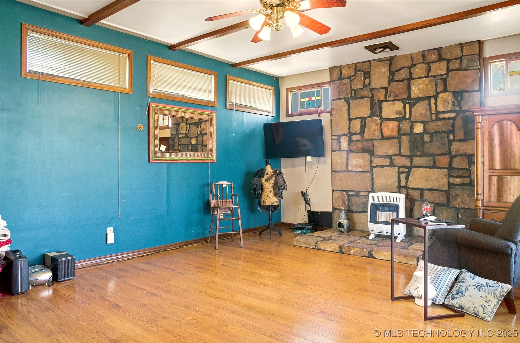 625 W Allison Avenue Property Photo 11