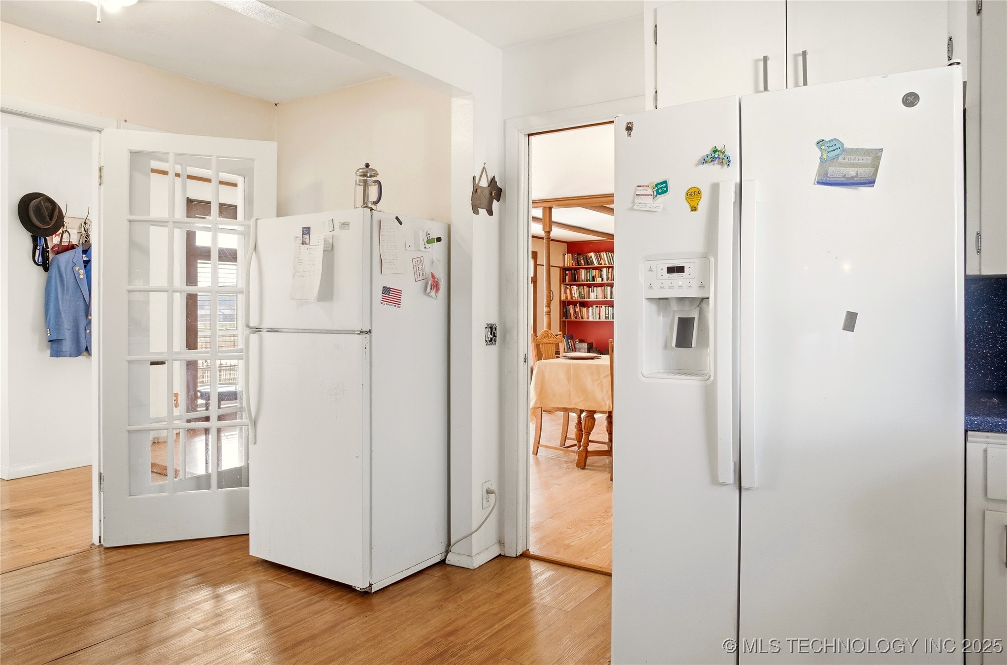 625 W Allison Avenue Property Photo 15