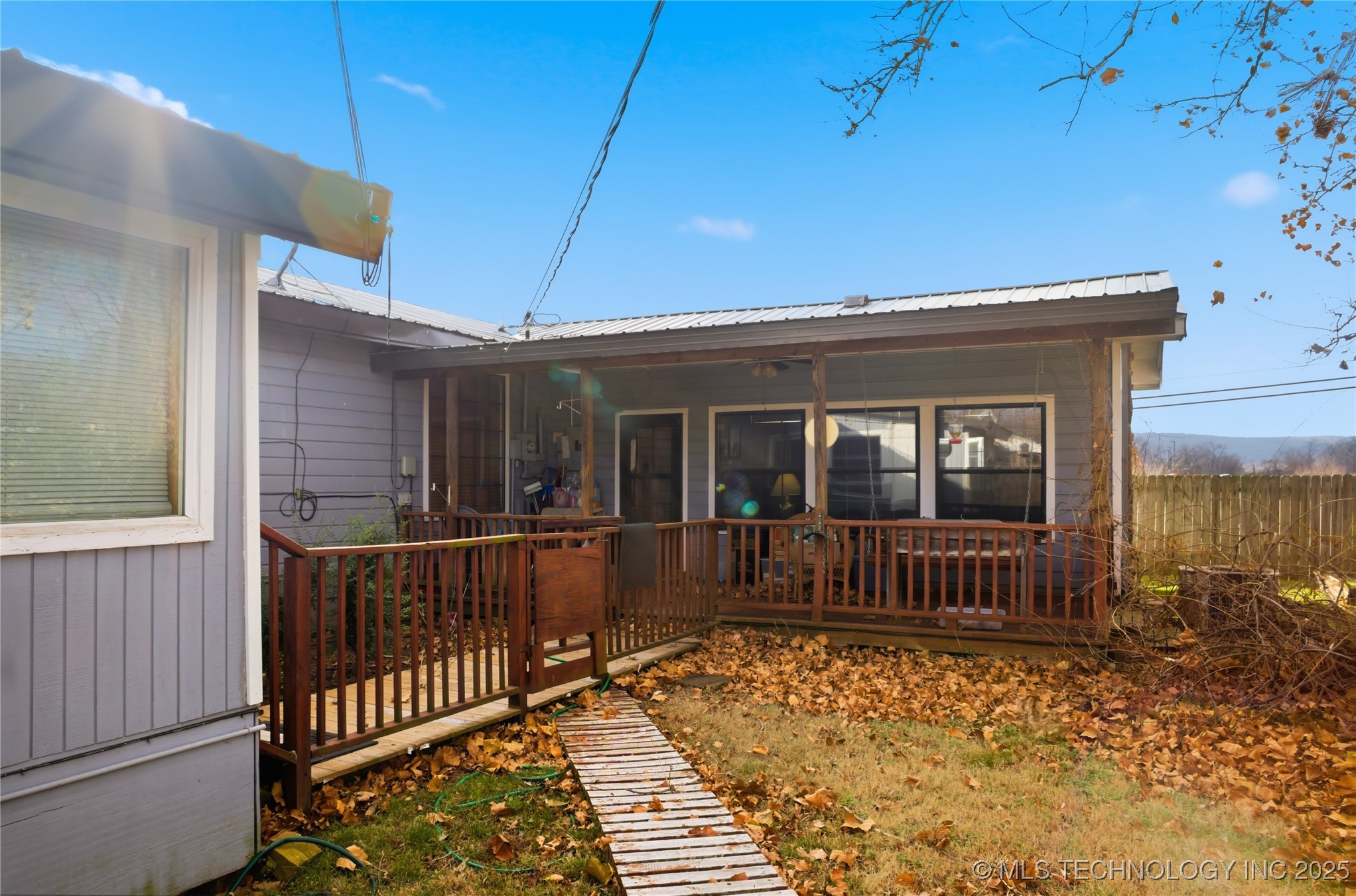 625 W Allison Avenue Property Photo 31