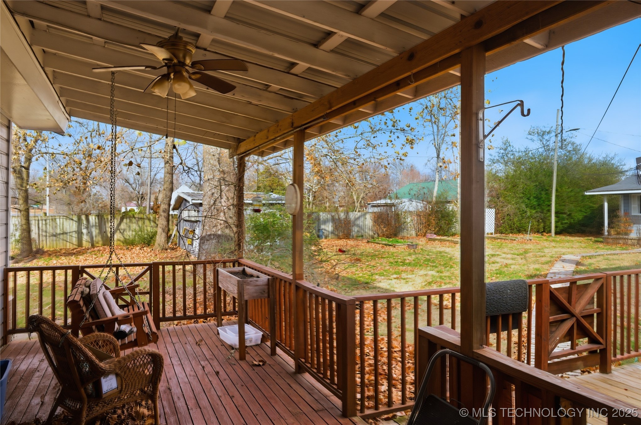 625 W Allison Avenue Property Photo 33