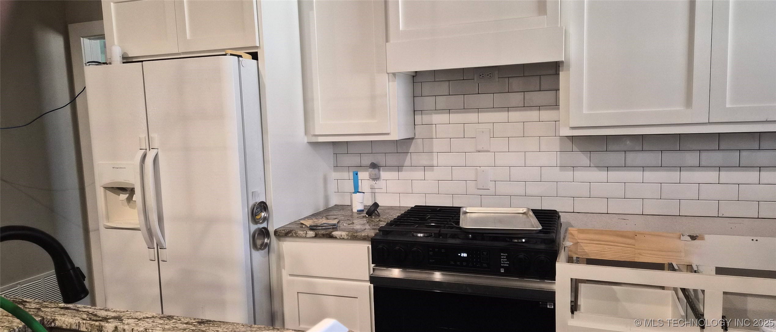 8670 S 4468 Lane S Property Photo 8