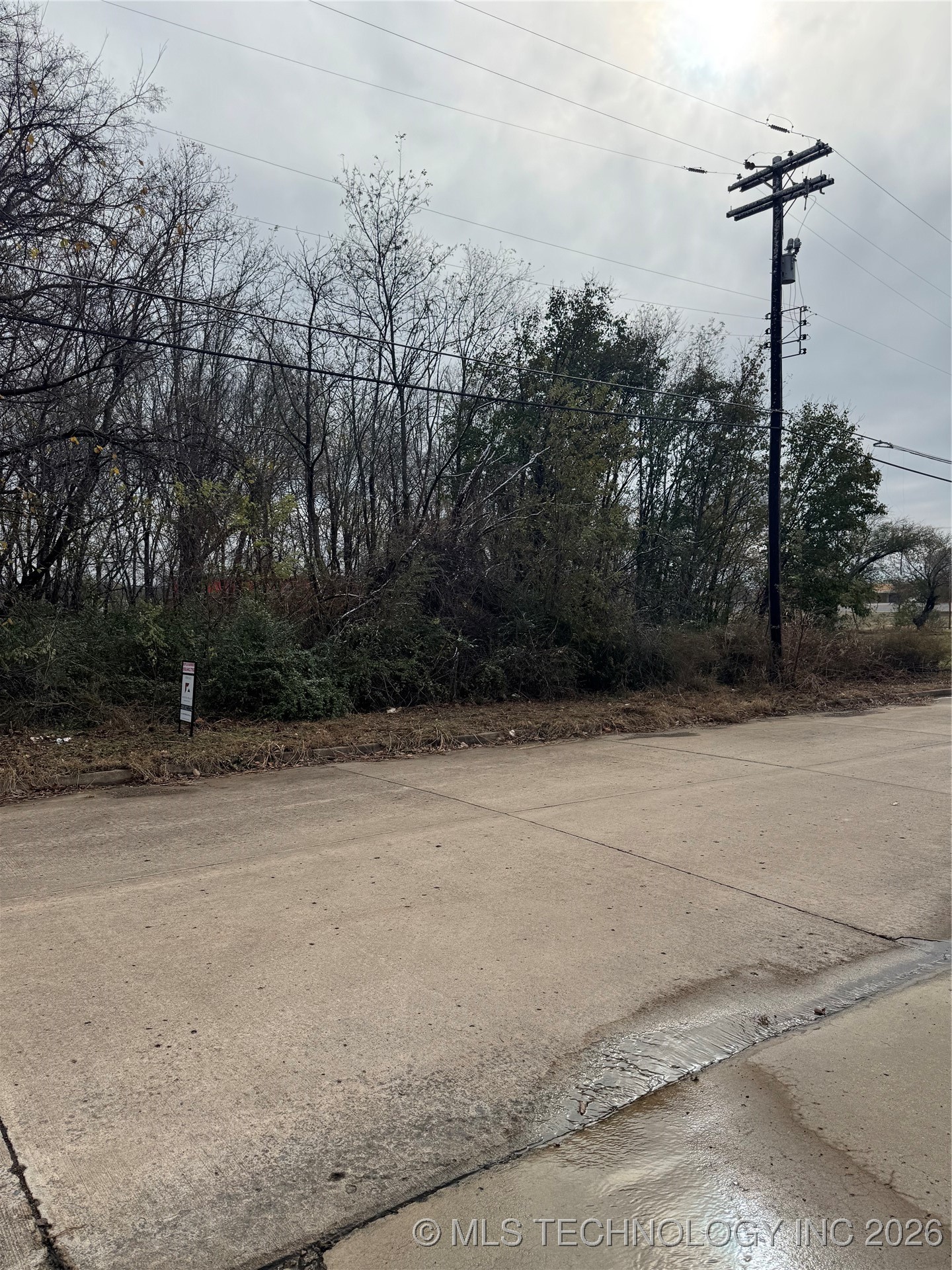 632 N 4th Property Photo 3