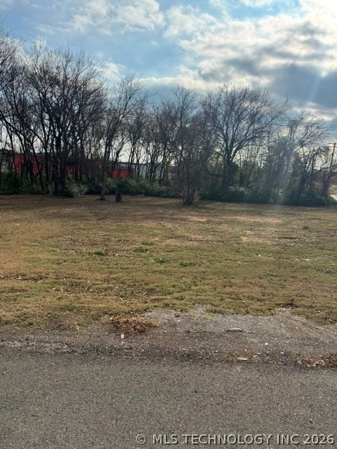 632 N 4th Property Photo 4