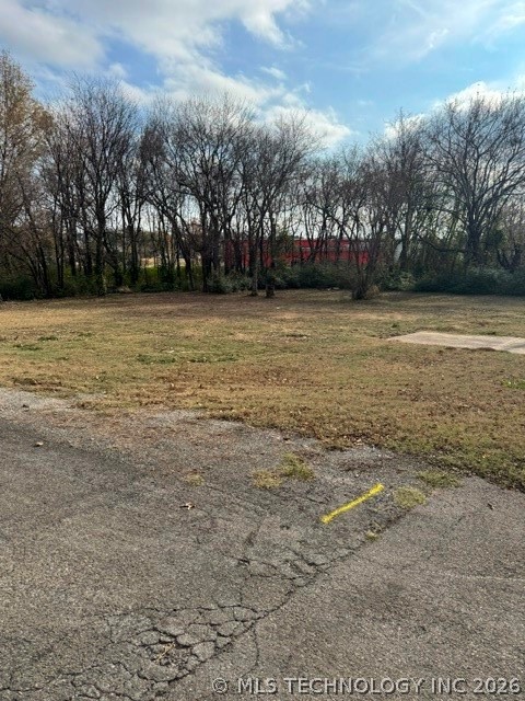 632 N 4th Property Photo 6