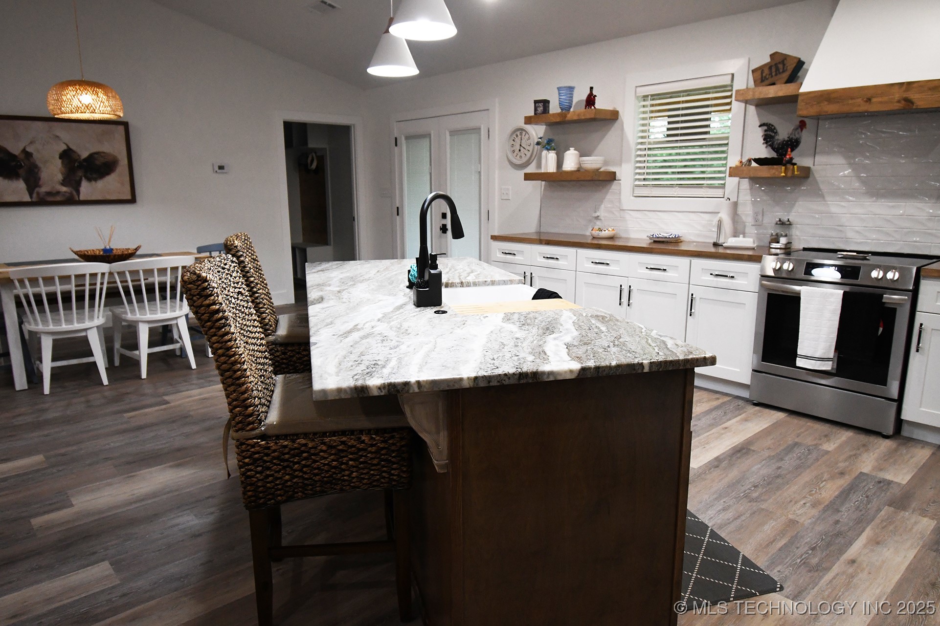 20471 W Chicken Creek Road Property Photo 14