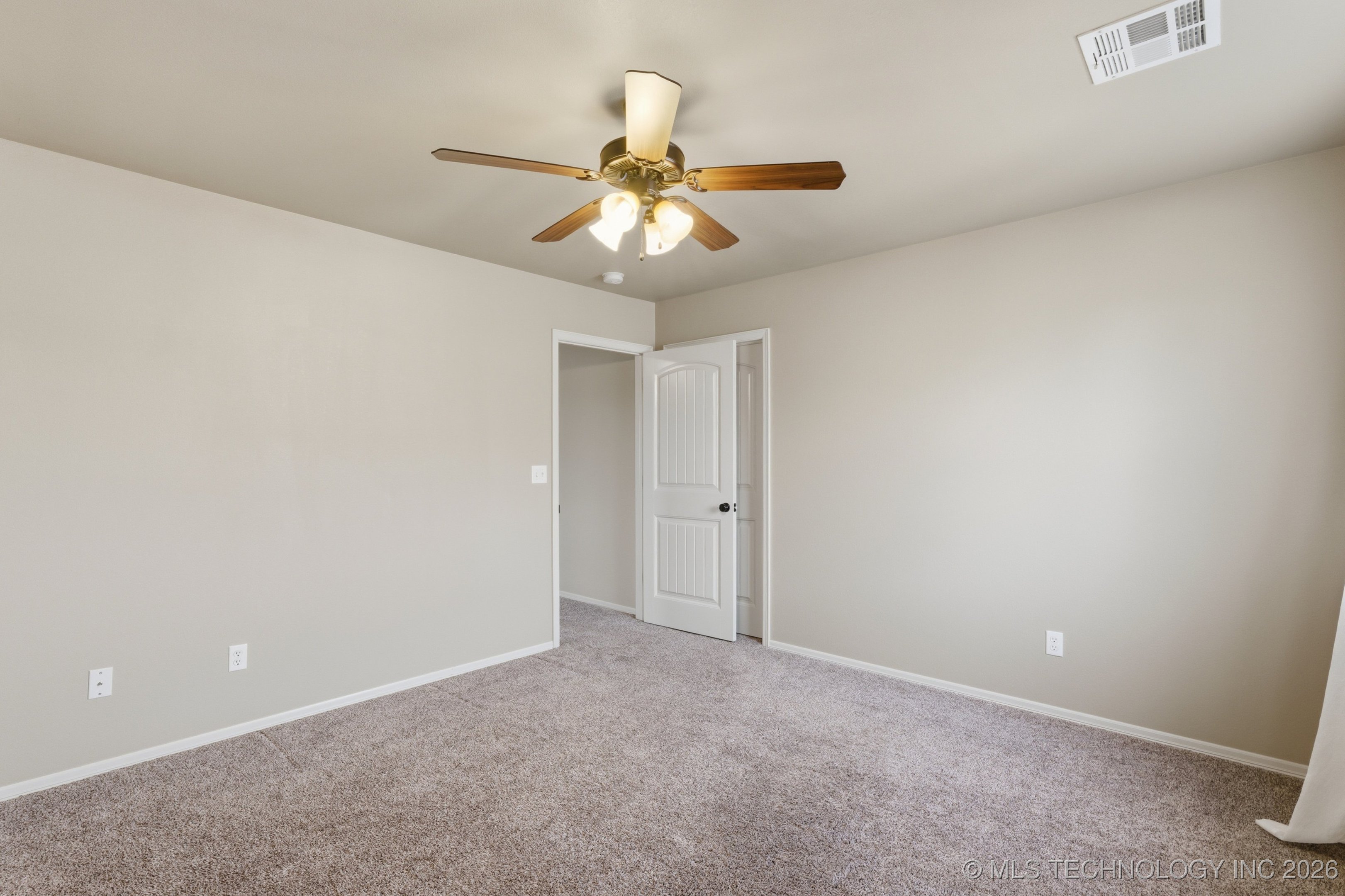 4239 S 188th East Avenue Property Photo 39