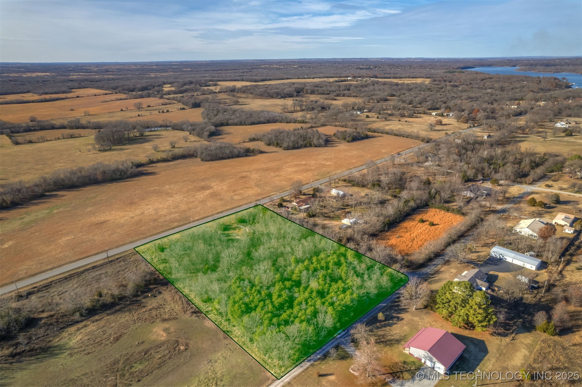 3 330 Road Property Photo 4