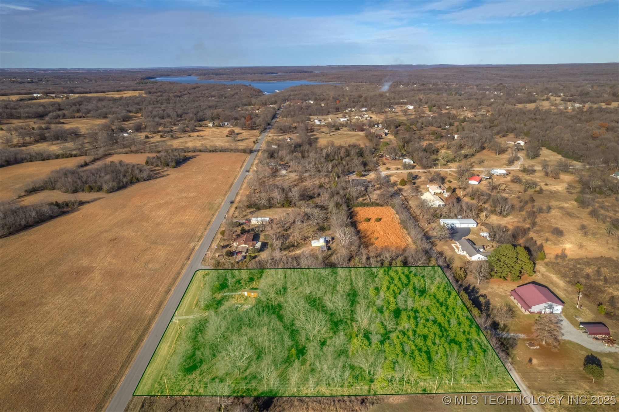 3 330 Road Property Photo 5