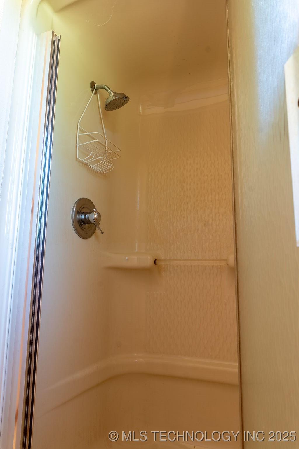 2703 E 2010 Road Property Photo 20