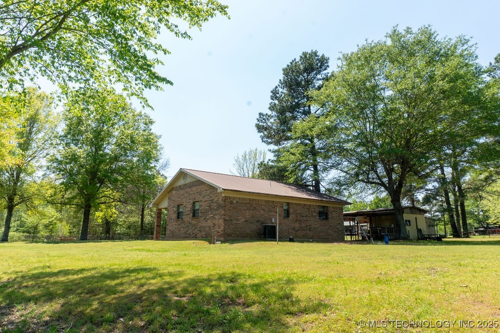 2703 E 2010 Road Property Photo 26