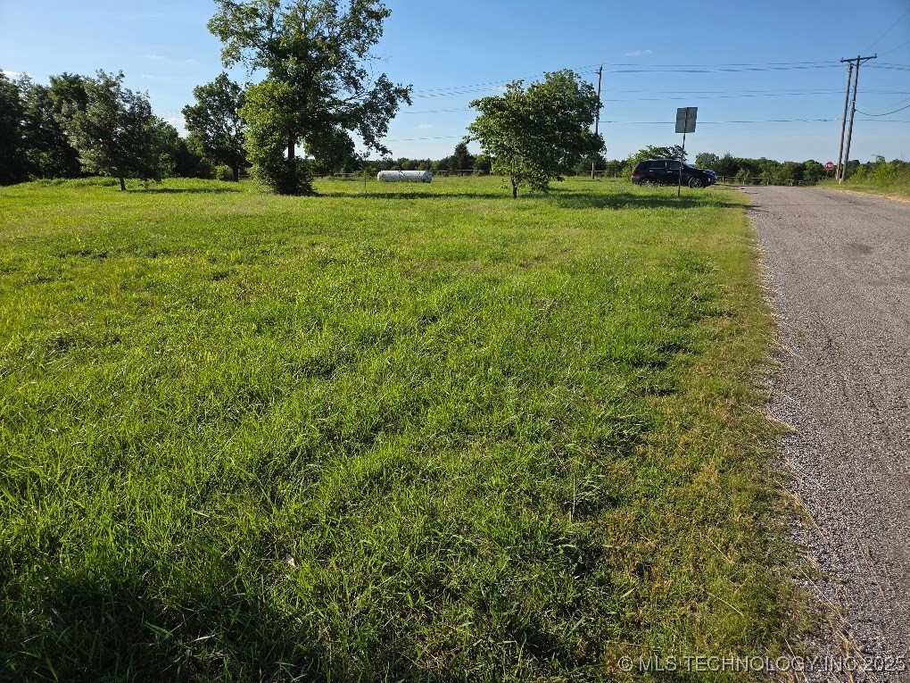 5104 S 85th West Avenue W Property Photo 2