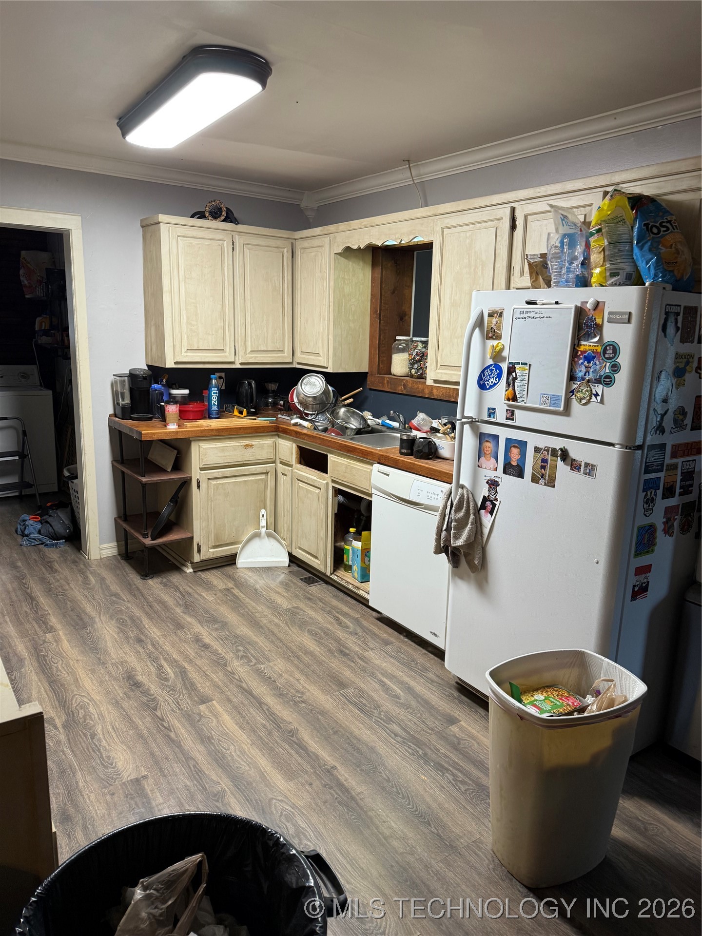 31 Suburban Lane Property Photo 6