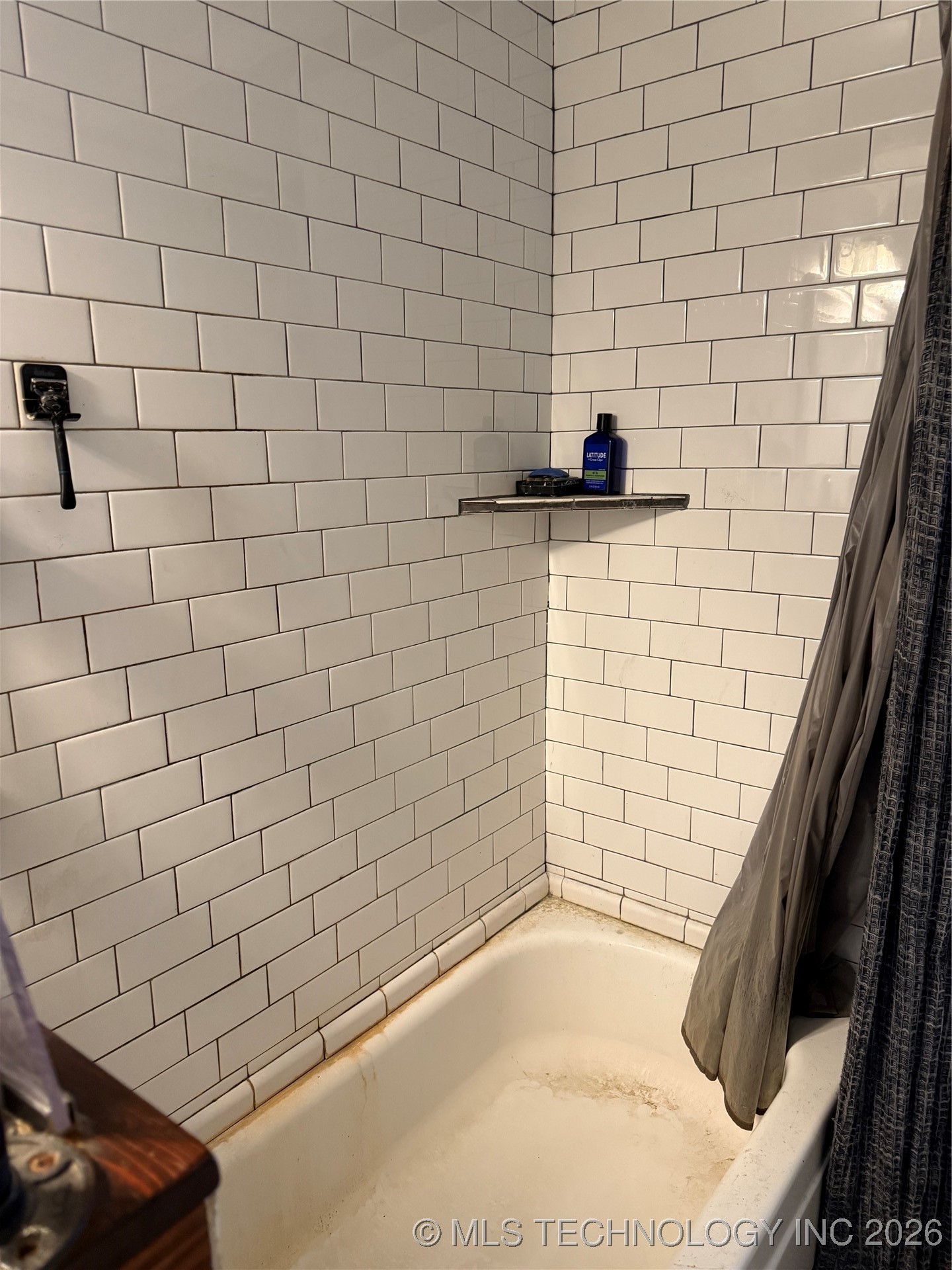 31 Suburban Lane Property Photo 17