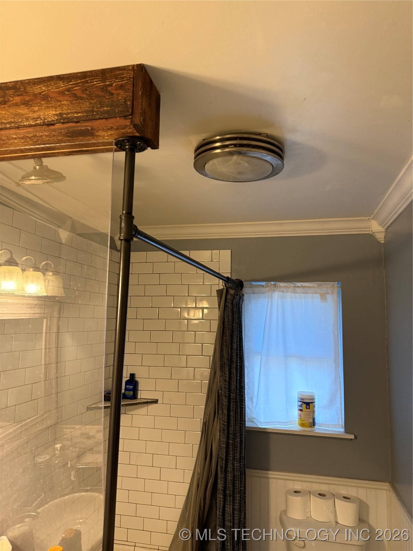 31 Suburban Lane Property Photo 20