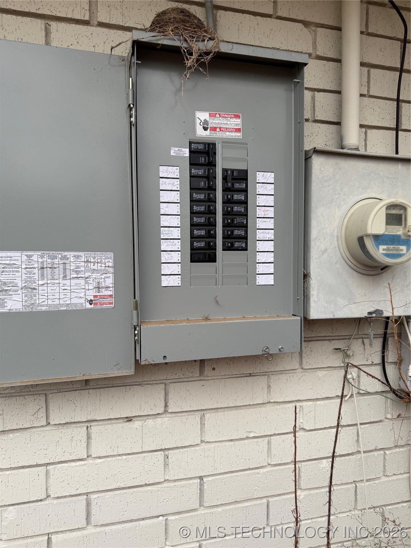 31 Suburban Lane Property Photo 30