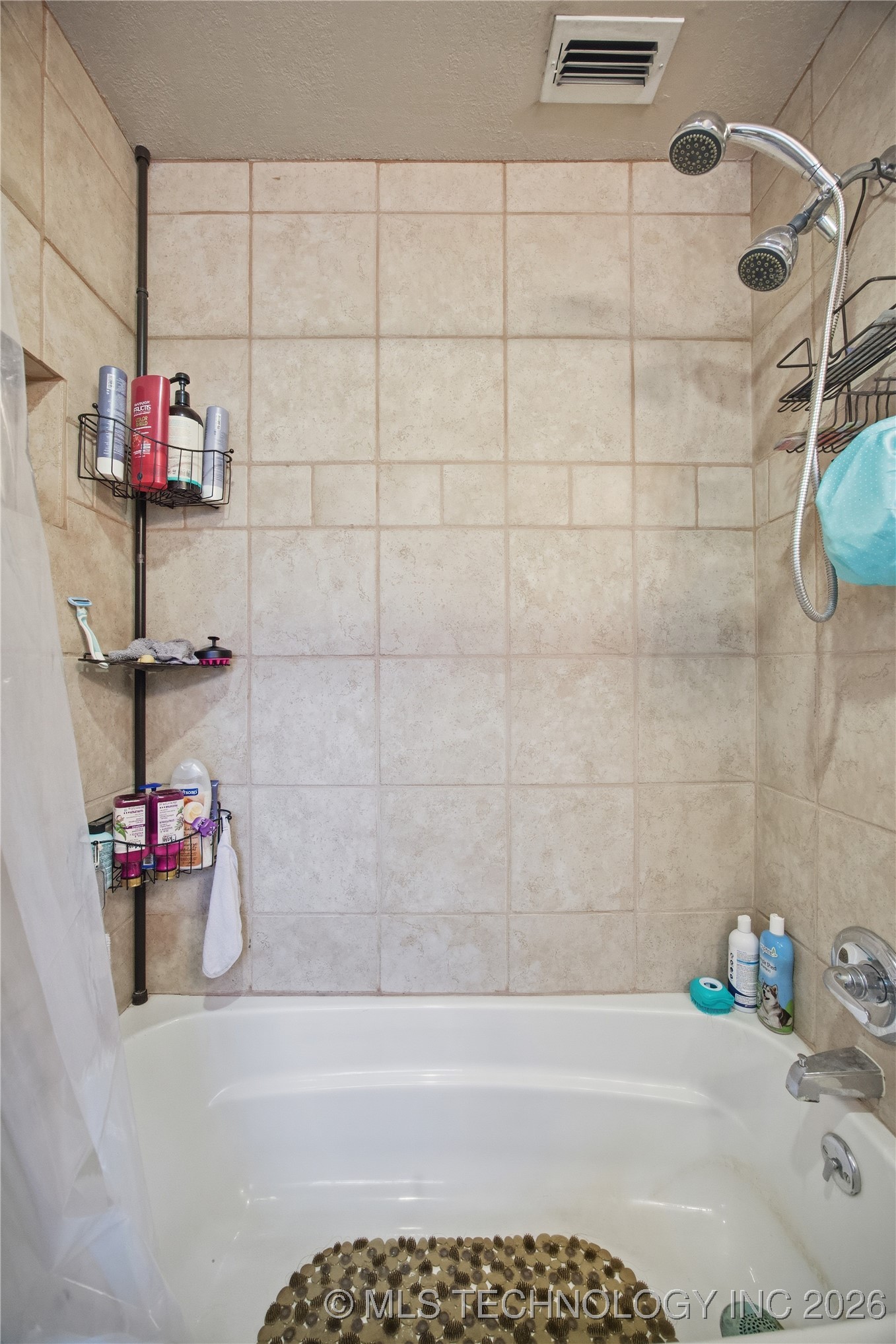 215 E Fuller Street Property Photo 16