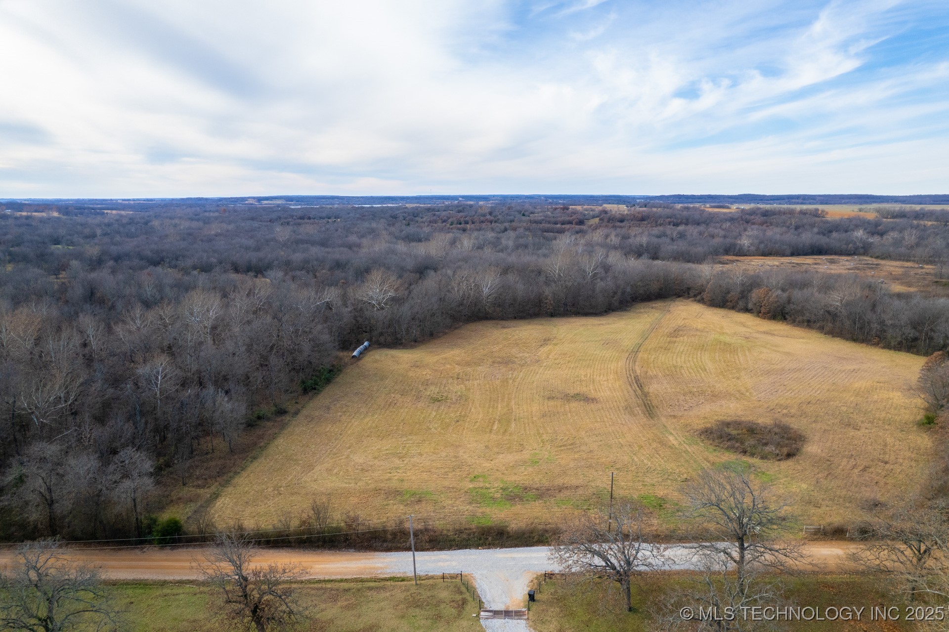 5 S 4320 Road Property Photo 1