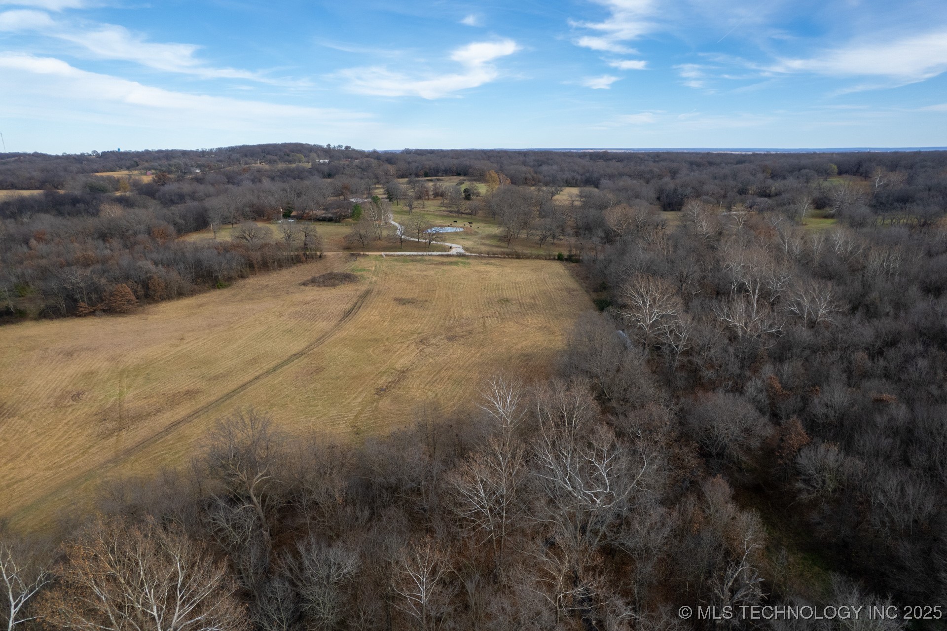 5 S 4320 Road Property Photo 8