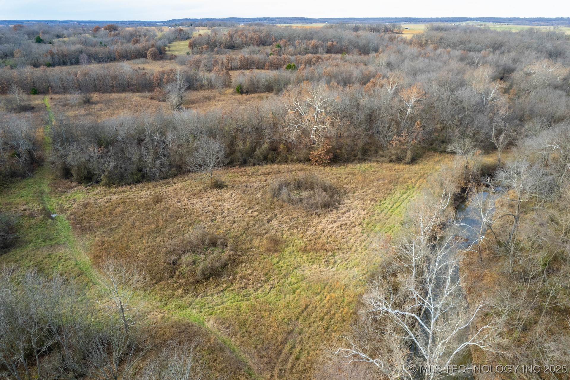 59 S 4320 Road Property Photo 3