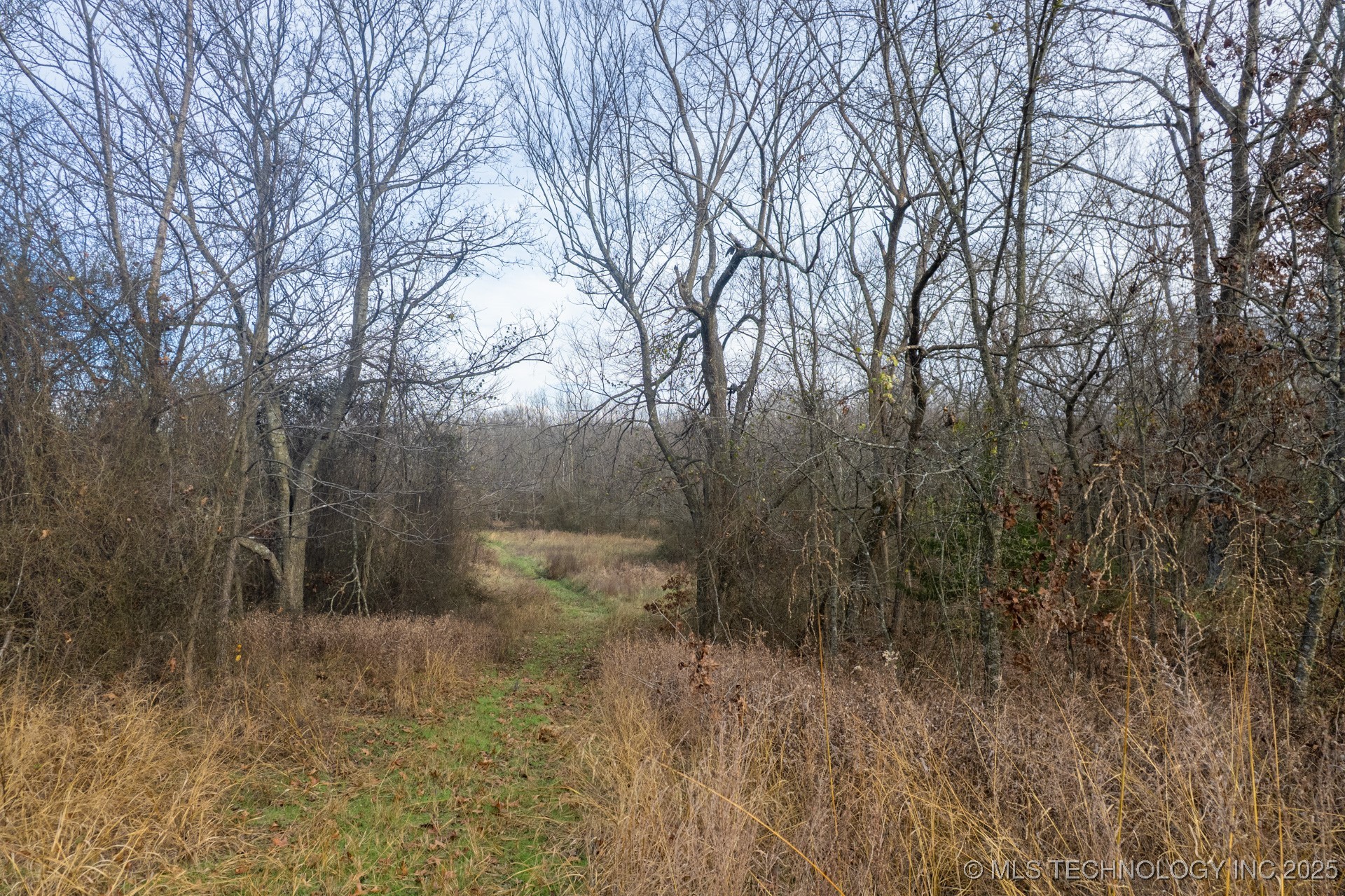 59 S 4320 Road Property Photo 8