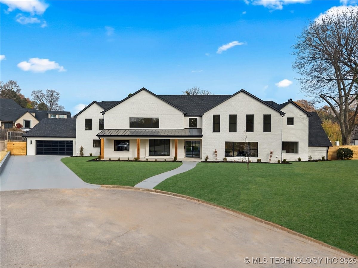 4717 S Atlanta Place Property Photo 1