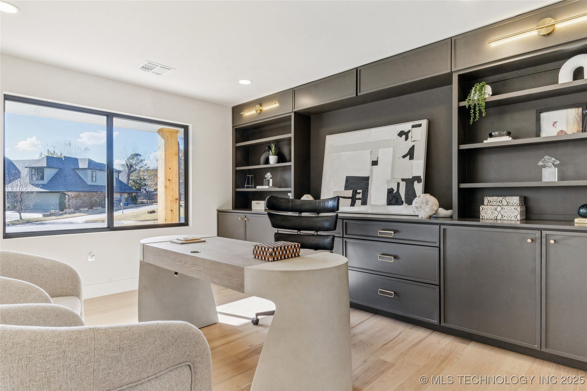 4717 S Atlanta Place Property Photo 12