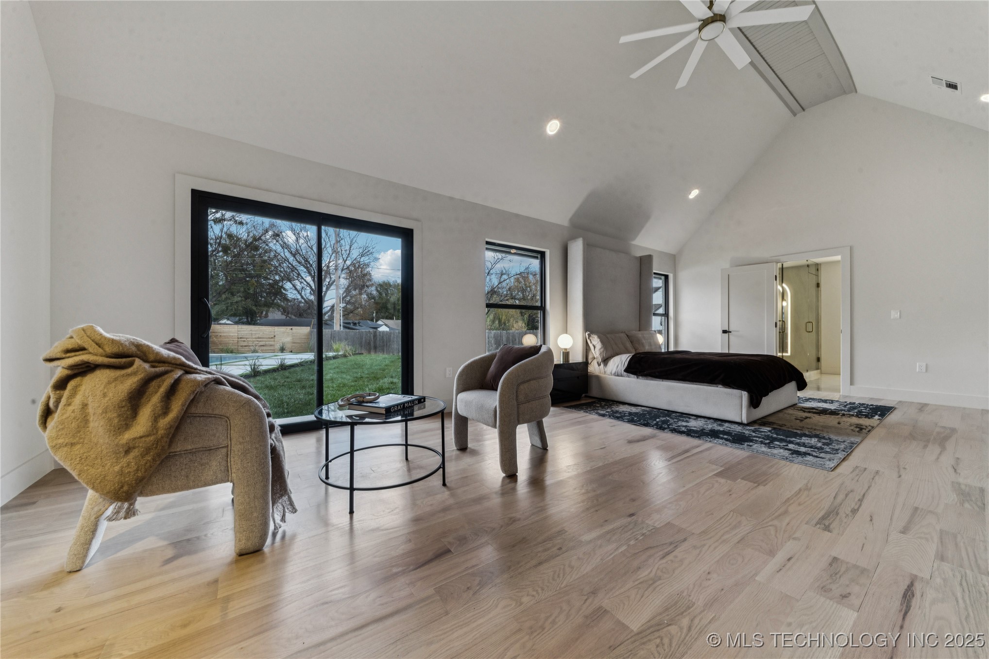 4717 S Atlanta Place Property Photo 14