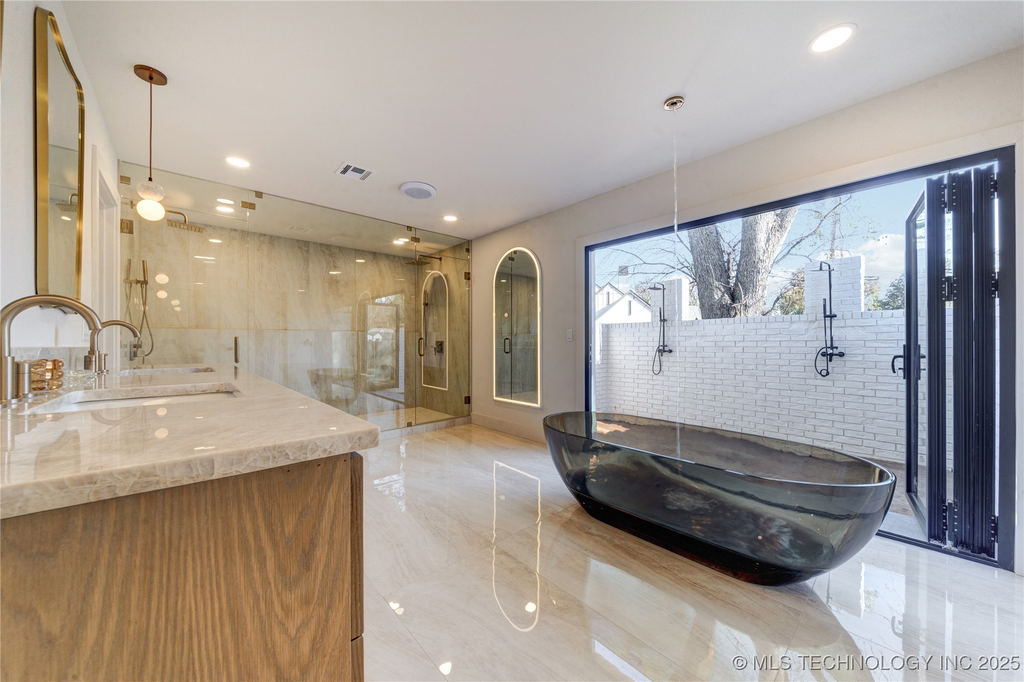 4717 S Atlanta Place Property Photo 16