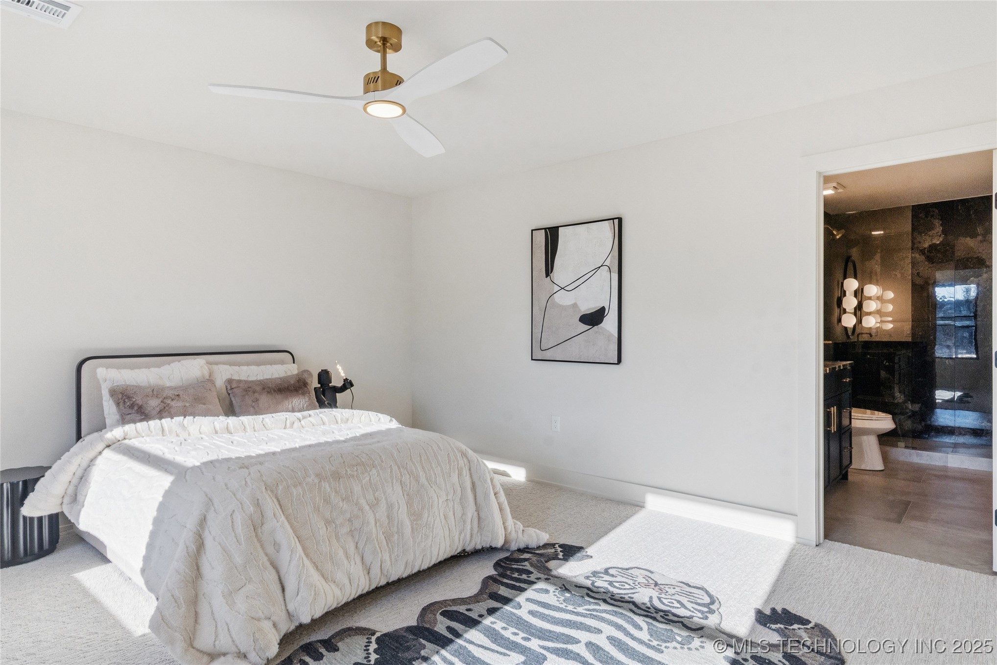 4717 S Atlanta Place Property Photo 22