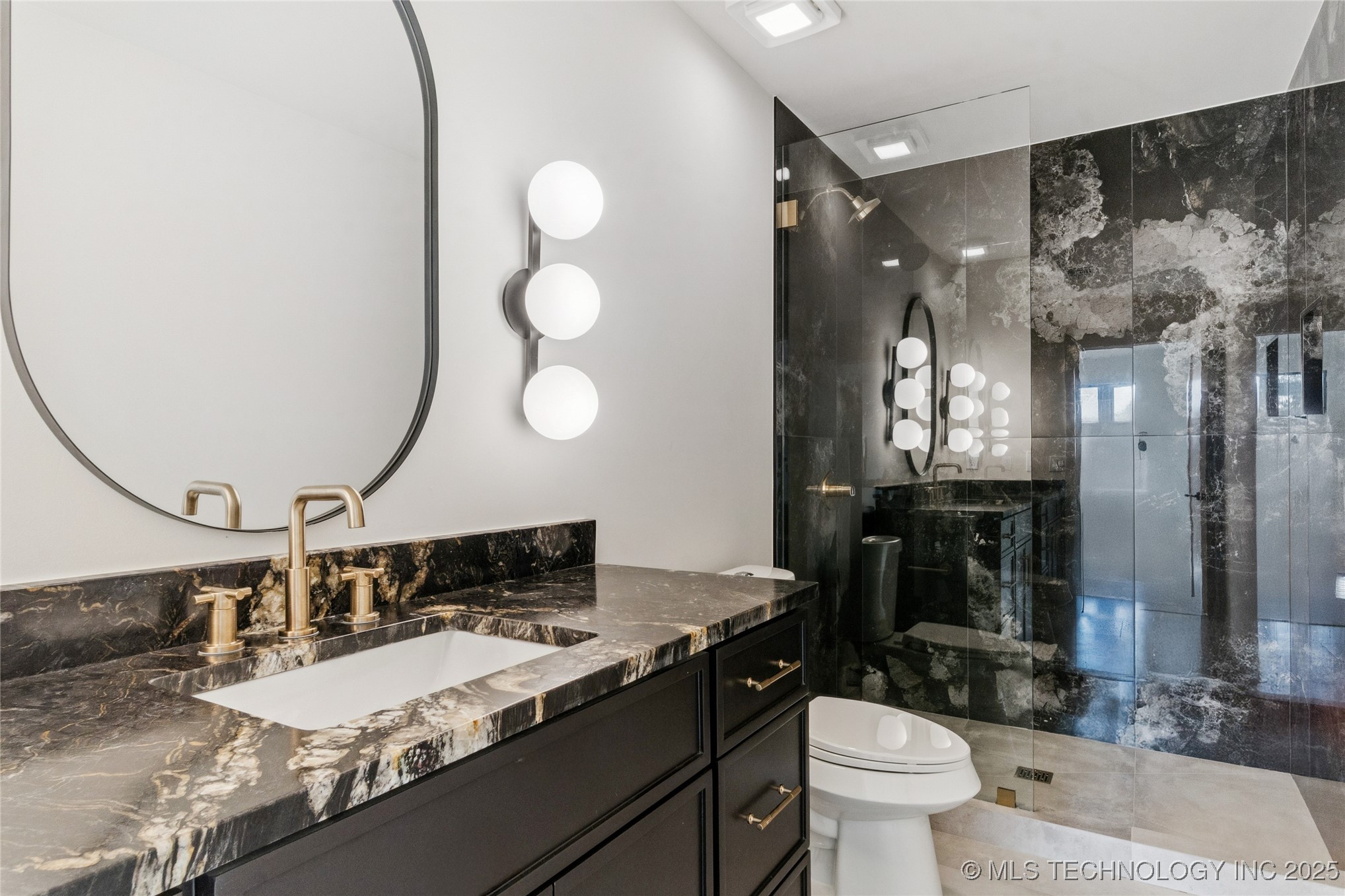 4717 S Atlanta Place Property Photo 23