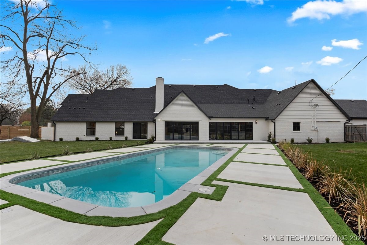 4717 S Atlanta Place Property Photo 26