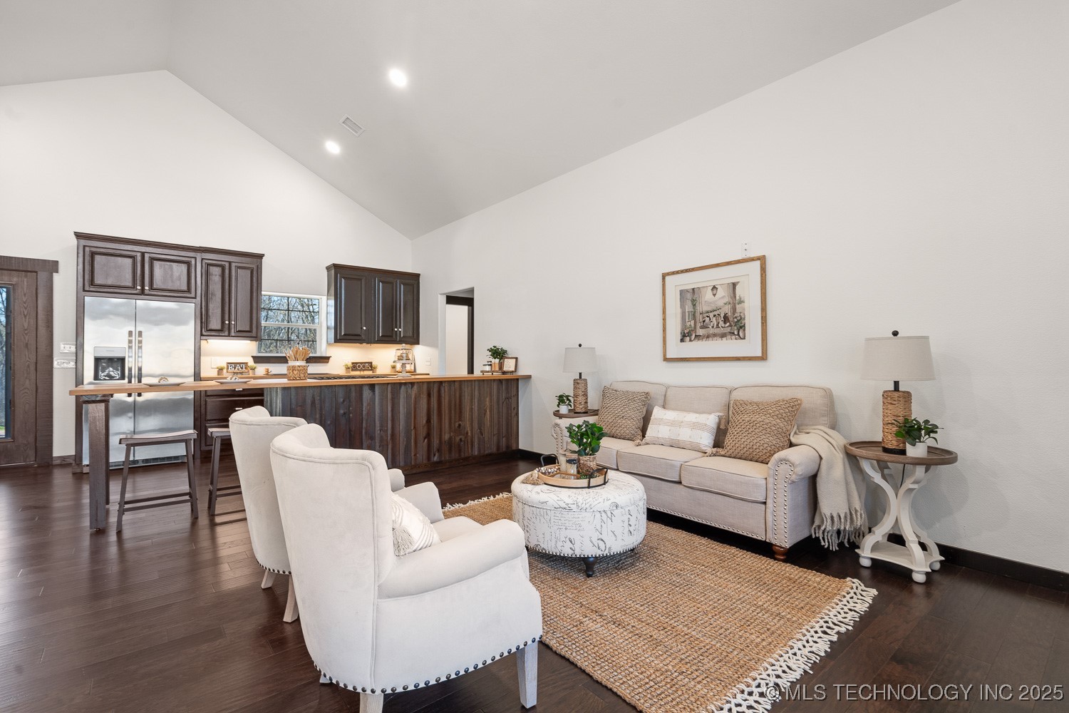 95 Express Road Property Photo 3