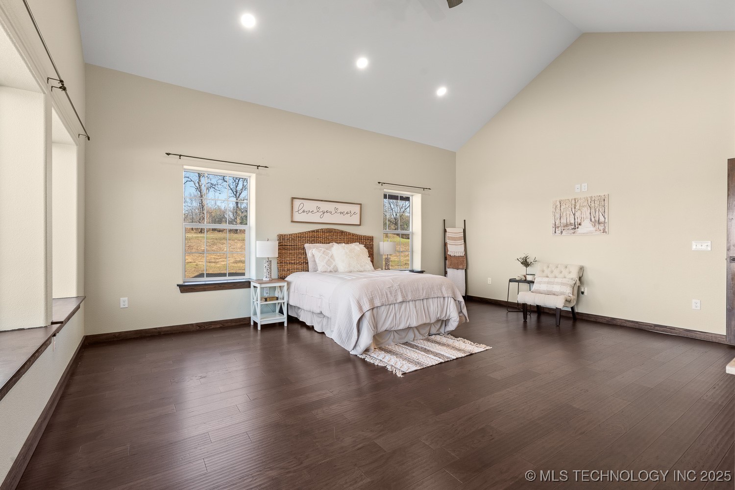 95 Express Road Property Photo 15