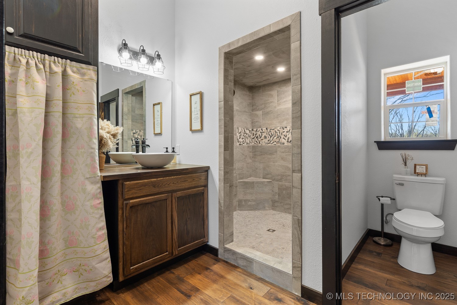 95 Express Road Property Photo 23