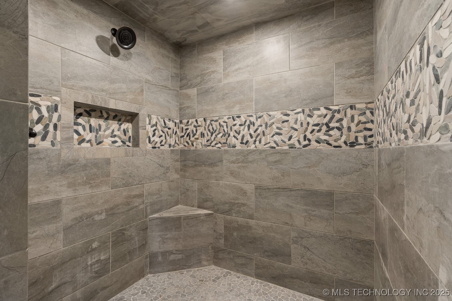 95 Express Road Property Photo 24