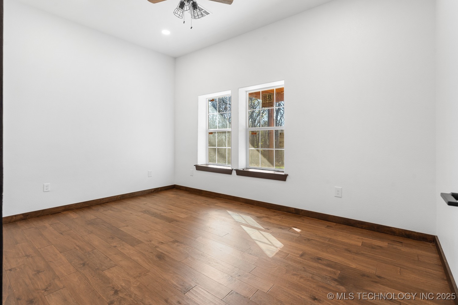 95 Express Road Property Photo 25