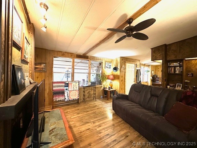 70211 S 340 Avenue Property Photo 4