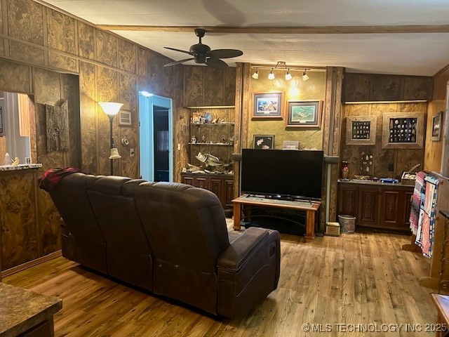 70211 S 340 Avenue Property Photo 5